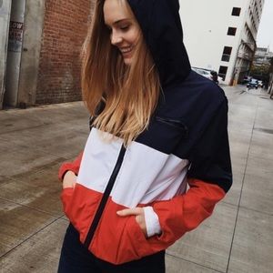 🔥NEW🔥 Brandy Melville R Wh & B Krissy Jacket